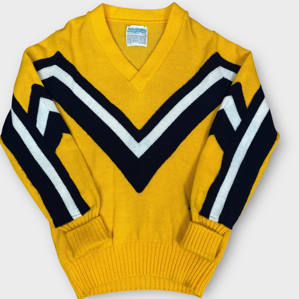 Dallas Knitting Cheerleader Sweater VTG 70's Yellow Navy Chevron Orlon‎ Acrylic